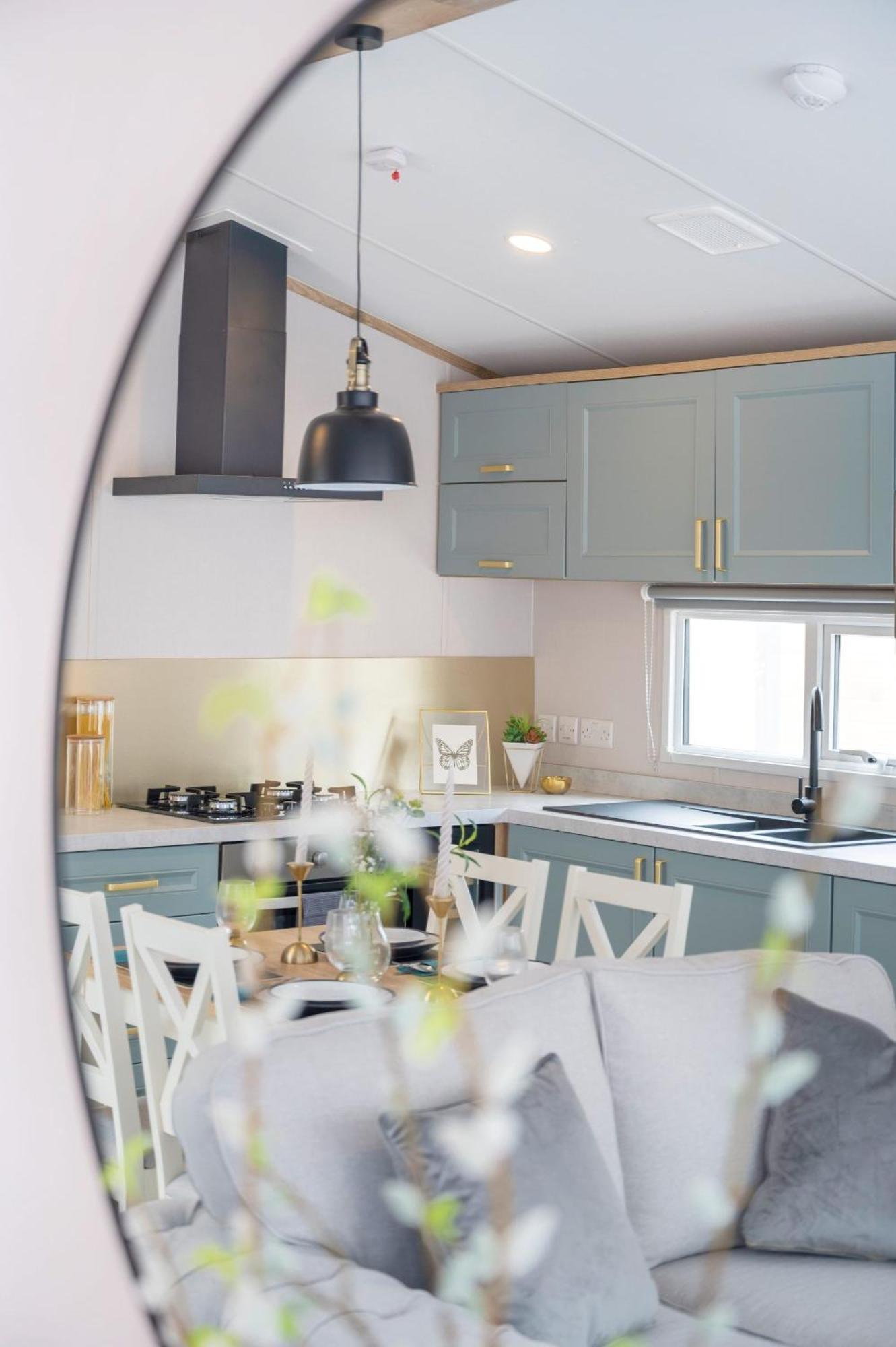 Emma'S Sea View 2-Bedroom Caravan At Durdle Door Near Wareham Dorset 웨스트 룰워스 외부 사진